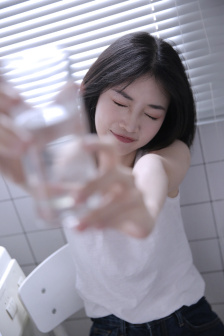 睡觉吧 你俩过几天就成了